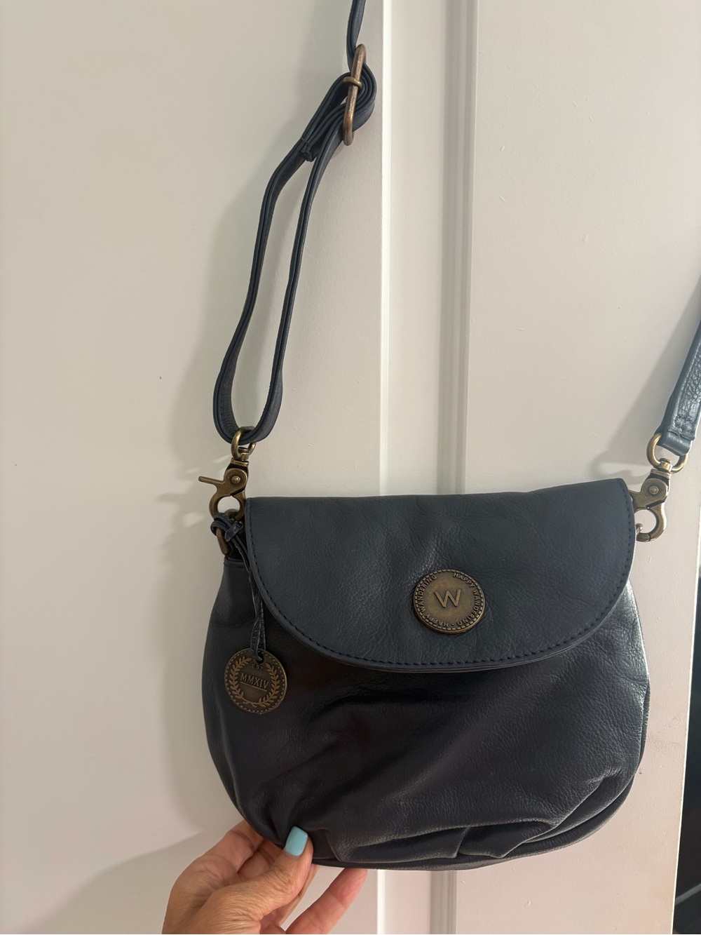 Wander Navy Leather Crossbody with Brass Logo - Picture 2 of 5